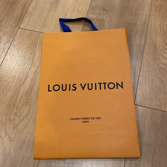 Louis Vuitton shopping bag - Picture 2 of 4